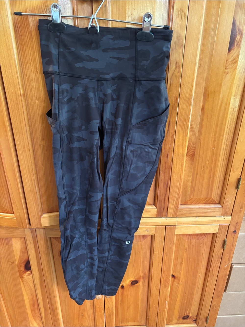 Lululemon Fast & Free High-Rise Leggings Black Camo Size 2